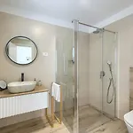Brand New Leny With Heated Pool Villa *